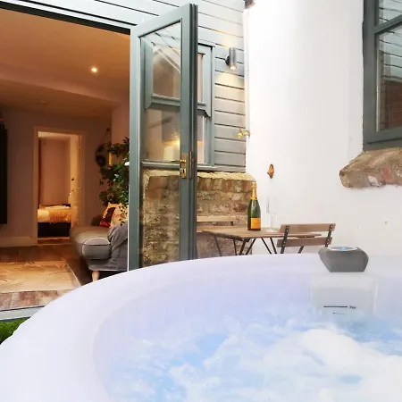 The Holgate Hideaway With Hot Tub Vila York Exterior foto